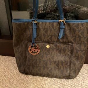 Michael Kors Tote
